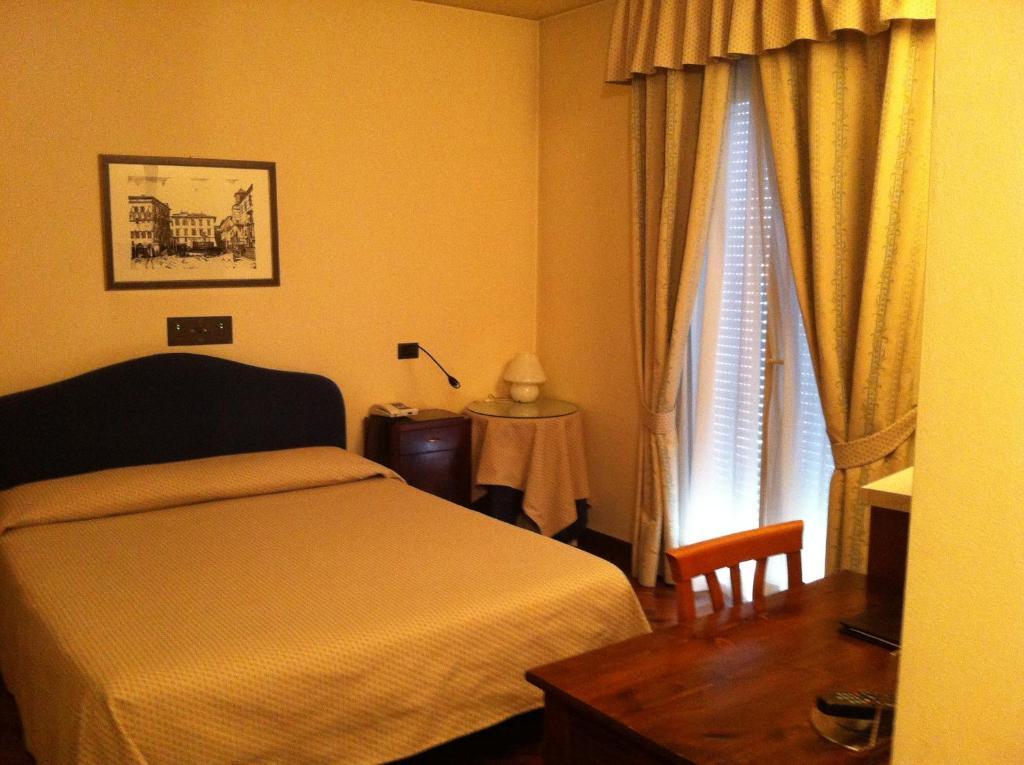 Hotel Il Cigno Περούτζια Δωμάτιο φωτογραφία